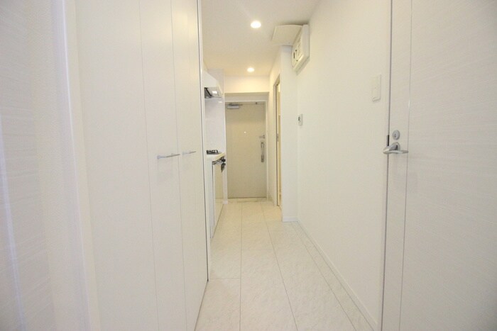 物件内観写真18　(廊下)