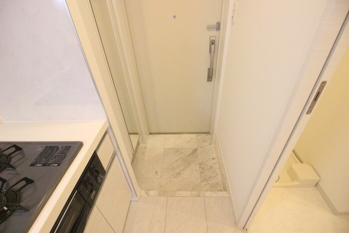 物件内観写真19　(玄関)