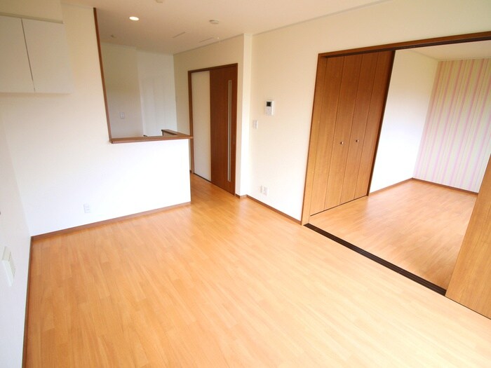 物件内観写真7　(居室)