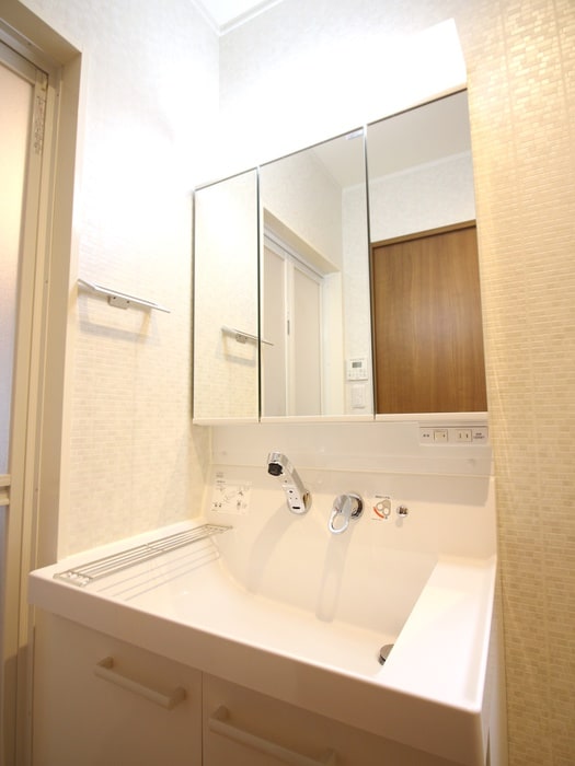 物件内観写真13　(洗面)