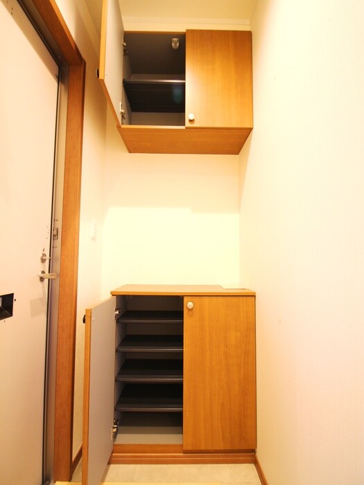 物件内観写真16　(靴箱)