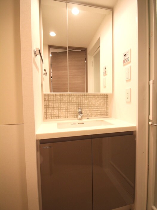 物件内観写真14　(洗面)