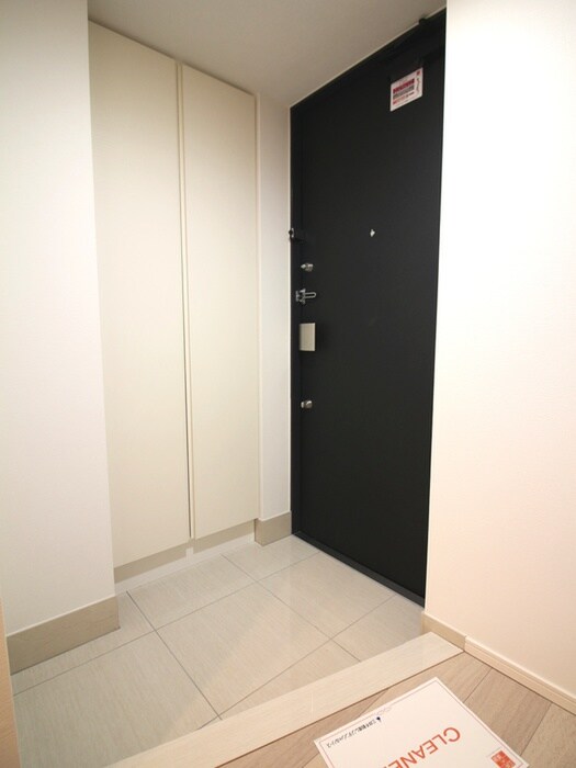 物件内観写真16　(玄関)