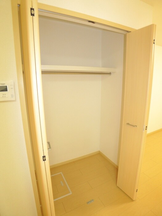 物件内観写真11　(収納)