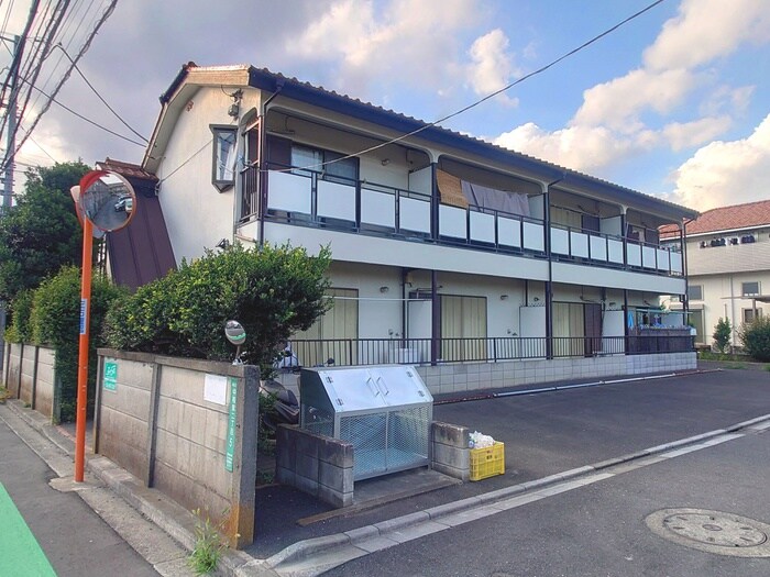 物件外観写真3　(駐車場)