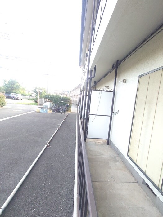 物件内観写真16　(室内からの展望)