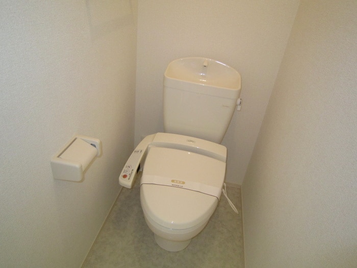 物件内観写真15　(トイレ)