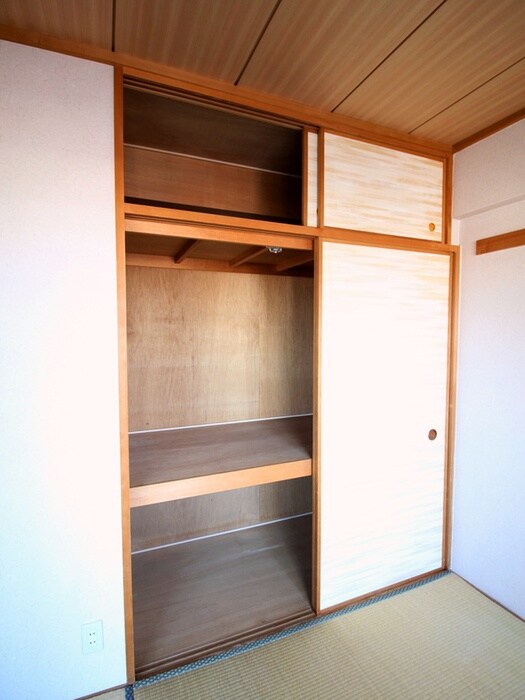 物件内観写真21　(収納)