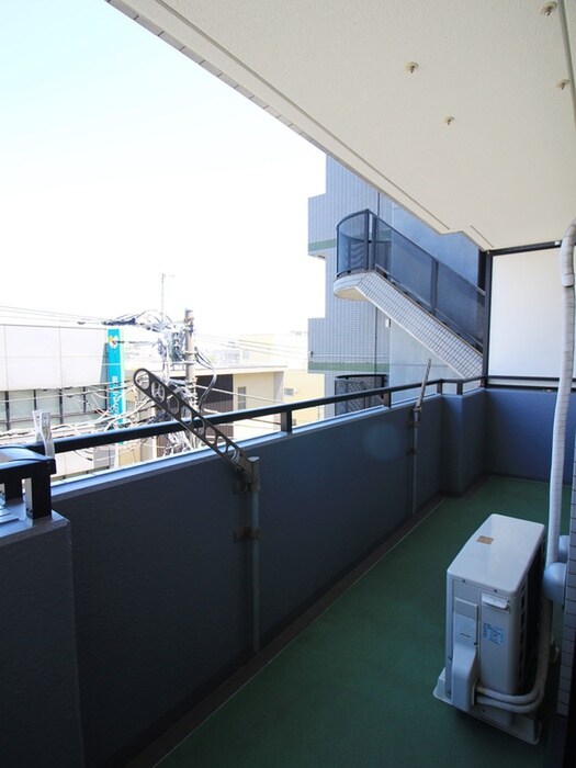 物件内観写真21　(室内からの展望)