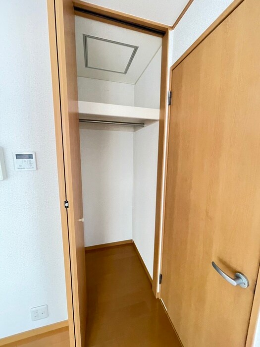 物件内観写真11　(収納)