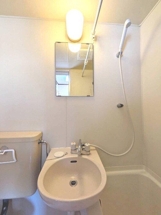 物件内観写真13　(洗面)