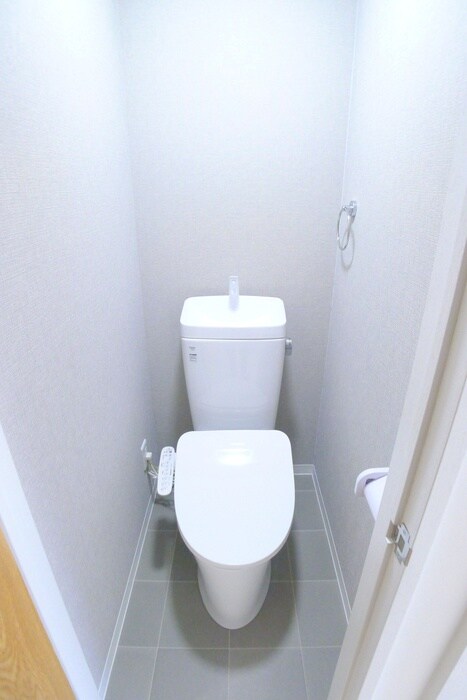 物件内観写真13　(トイレ)