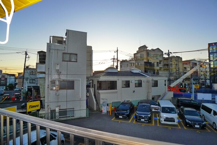 物件内観写真21　(室内からの展望)