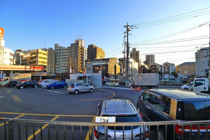 物件内観写真22　(室内からの展望)