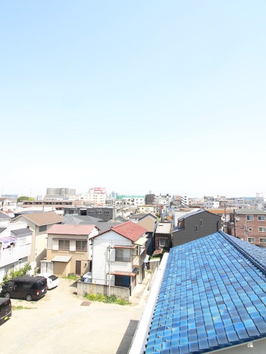 物件内観写真14　(室内からの展望)