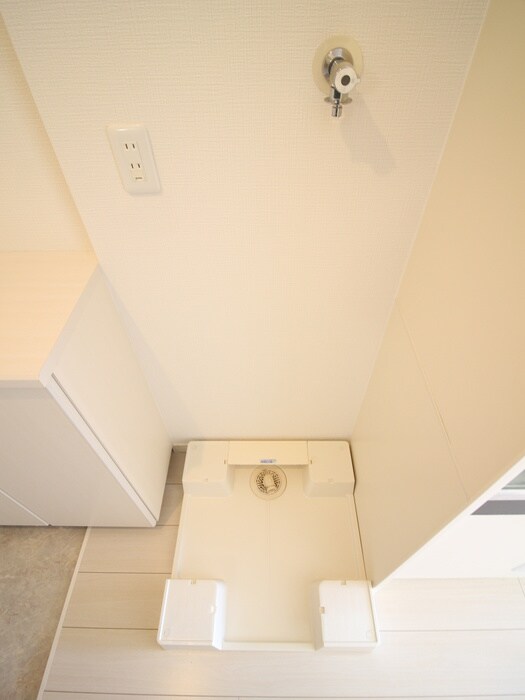 物件内観写真20　(洗濯機置場)