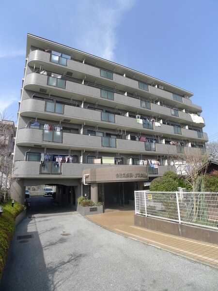 グランドファミーユ外観写真