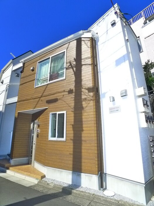 物件外観写真2　(外観写真)