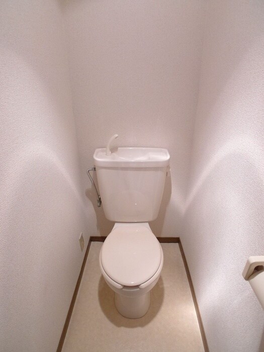 物件内観写真14　(トイレ)