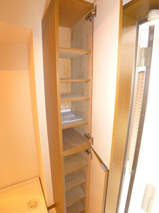 物件内観写真18　(靴箱)