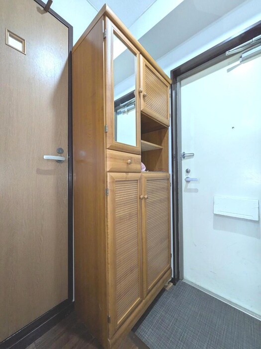 物件内観写真7　(靴箱)