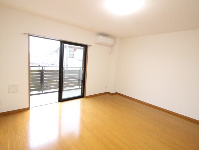 物件内観写真16　(居室)