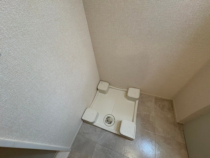 物件内観写真15　(洗濯機置場)