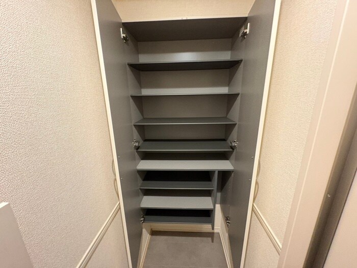 物件内観写真20　(靴箱)
