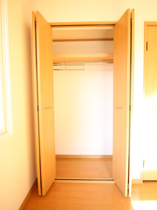 物件内観写真11　(収納)