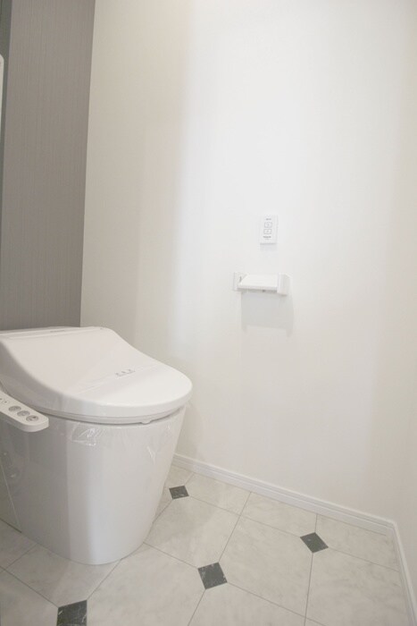 物件内観写真14　(トイレ)