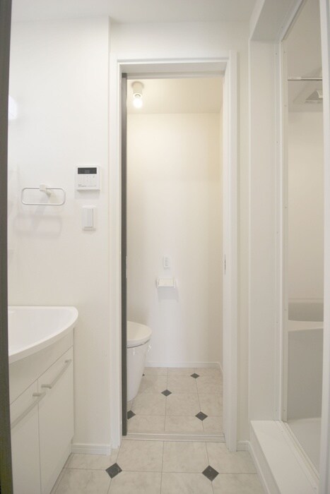 物件内観写真19　(洗面)