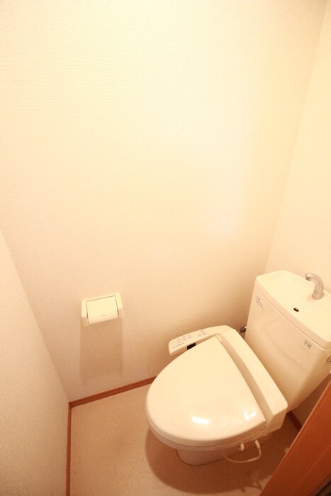 物件内観写真14　(トイレ)