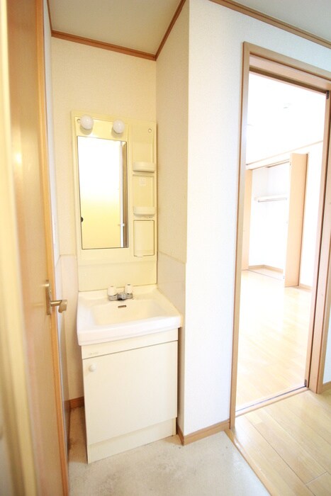 物件内観写真15　(洗面)