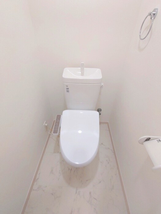 物件内観写真13　(トイレ)