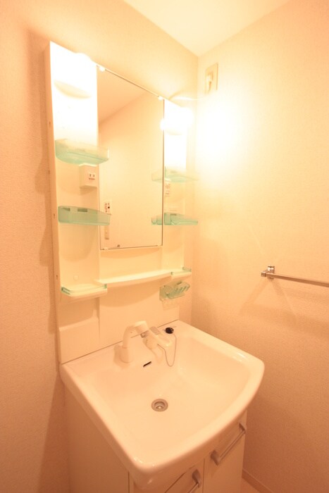 物件内観写真11　(洗面)