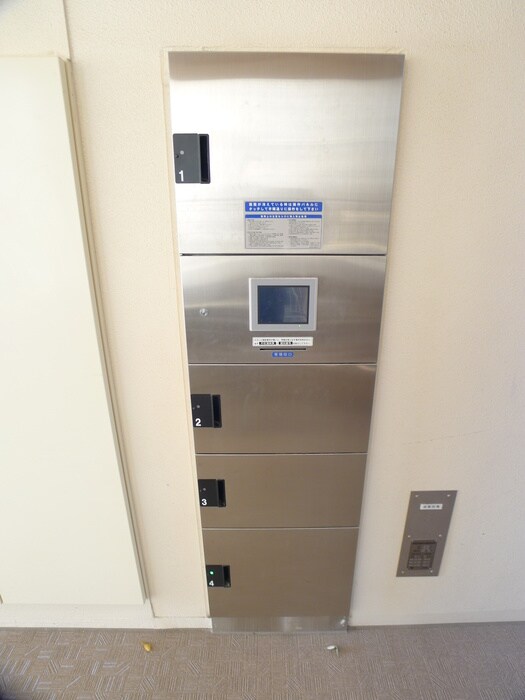 物件外観写真6　(建物設備)