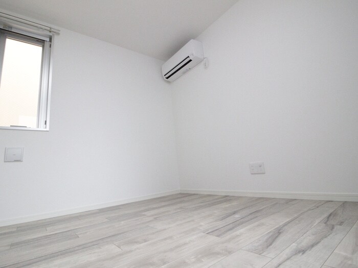 物件内観写真10　(居室)