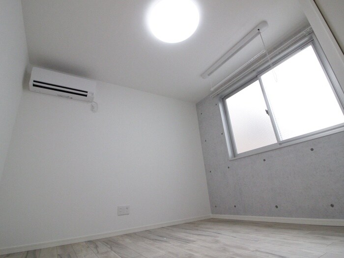 物件内観写真13　(居室)
