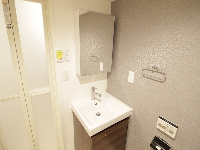 物件内観写真16　(洗面)