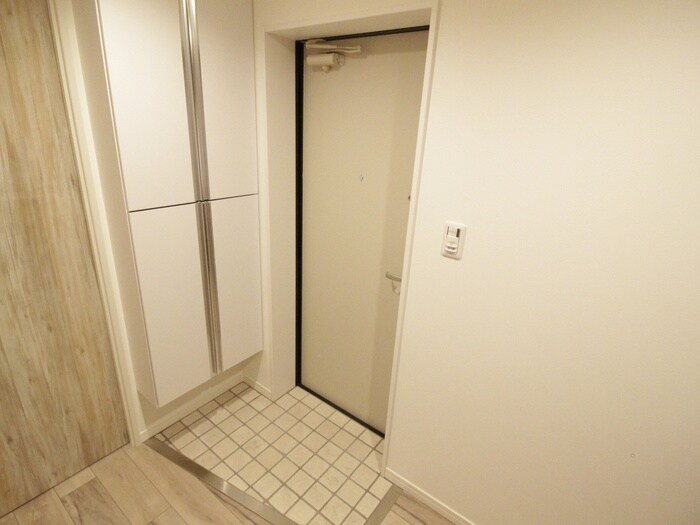 物件内観写真20　(玄関)