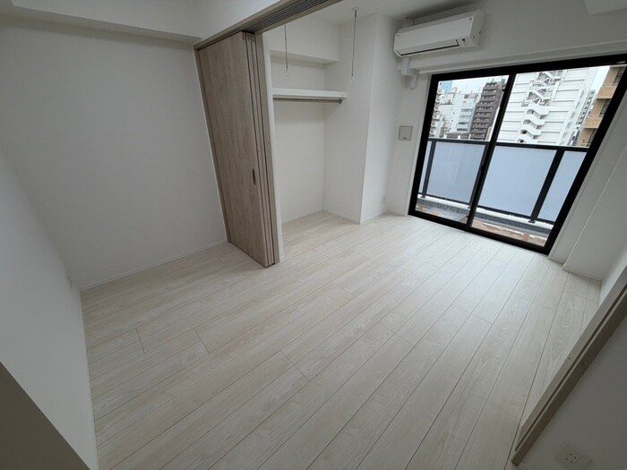 BRICK RESIDENCE 築地明石町の居室