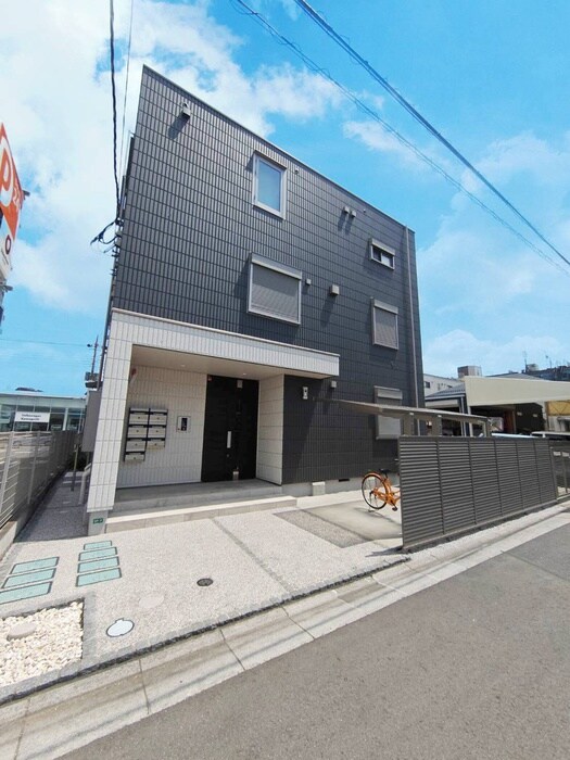 物件外観写真1　(外観写真)