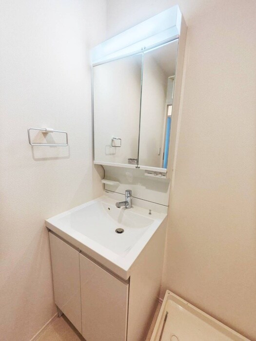 物件内観写真9　(洗面)