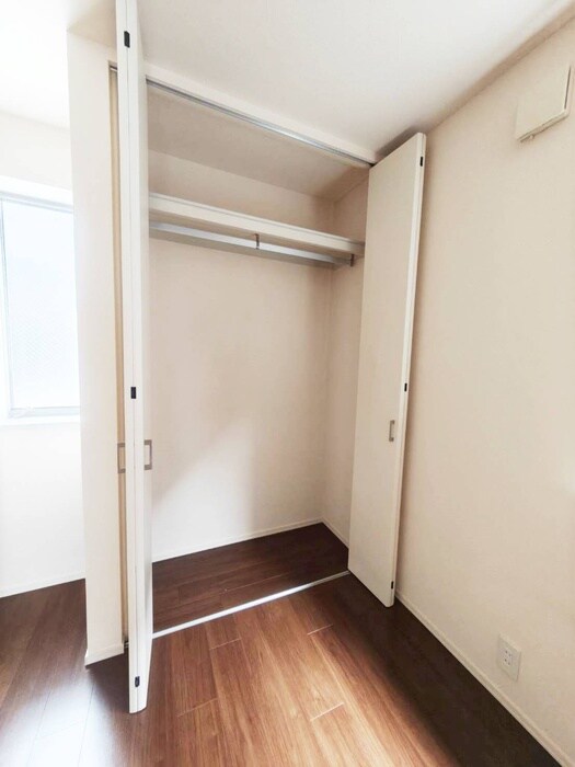 物件内観写真17　(収納)