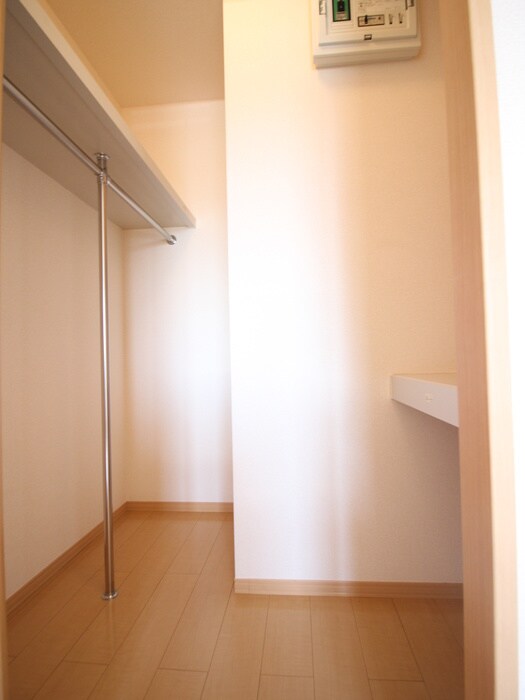 物件内観写真10　(収納)