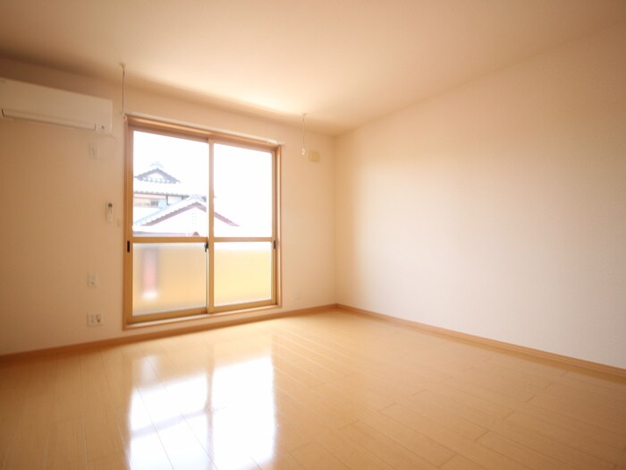 物件内観写真13　(居室)