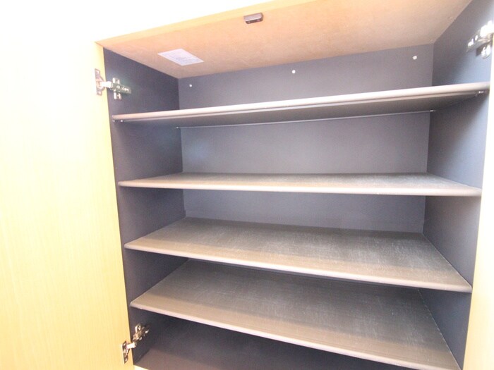 物件内観写真18　(靴箱)