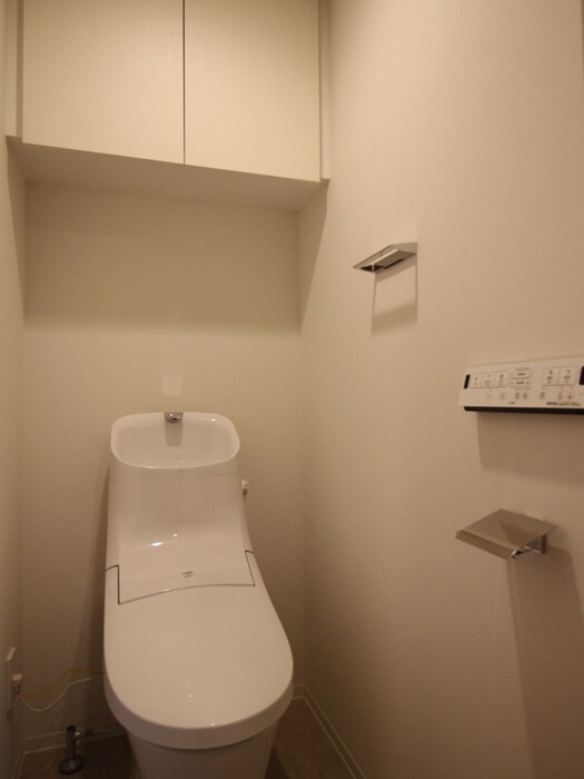 物件内観写真9　(トイレ)