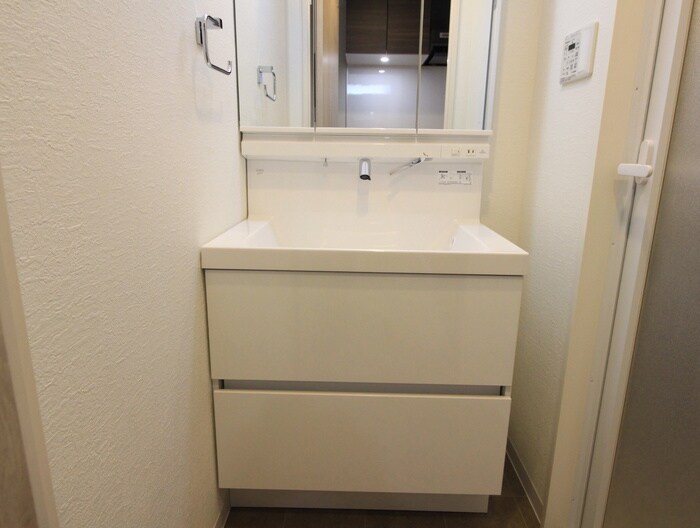 物件内観写真11　(洗面)