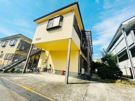 リベ－ル大久保外観写真